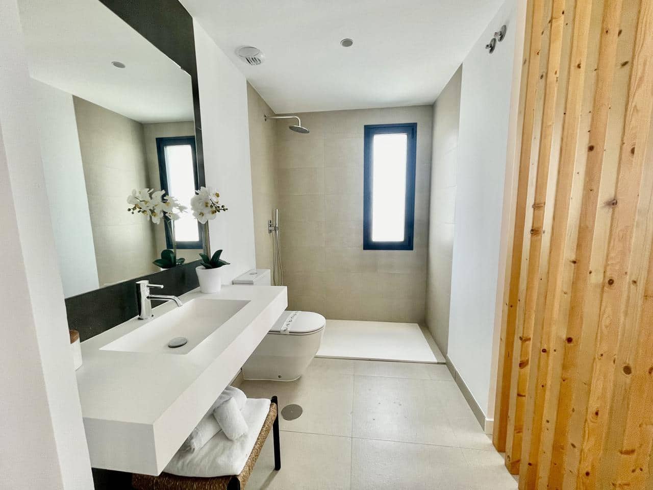 3 slaapkamer Villa te koop in El Paraiso met zwembad garage - € 850.000 (Ref: 9118189)