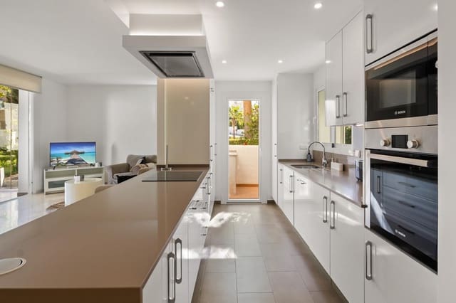 2 slaapkamer Appartement te koop in Casares Golf - Casares del Sol, Casares met zwembad garage - € 375.000 (Ref: 9123550)