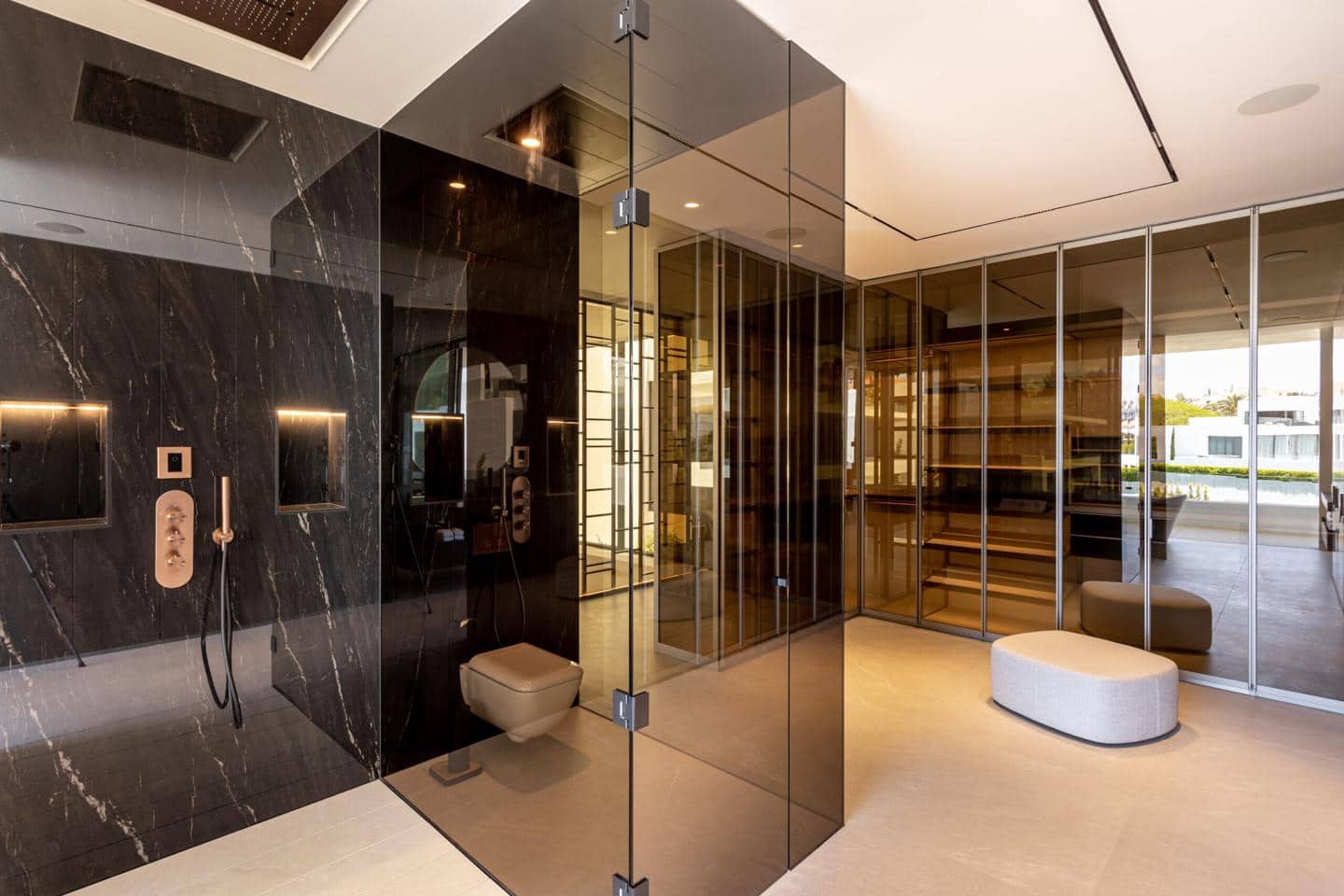 3 soveværelse Villa til salg i Marbella med swimmingpool garage - € 6.300.000 (Ref: 9123891)