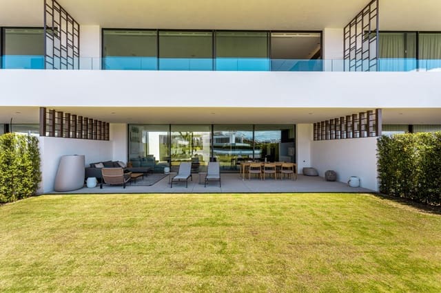 3 soveværelse Villa til salg i Lomas De Marbella, Marbella med swimmingpool garage - € 6.300.000 (Ref: 9123891)