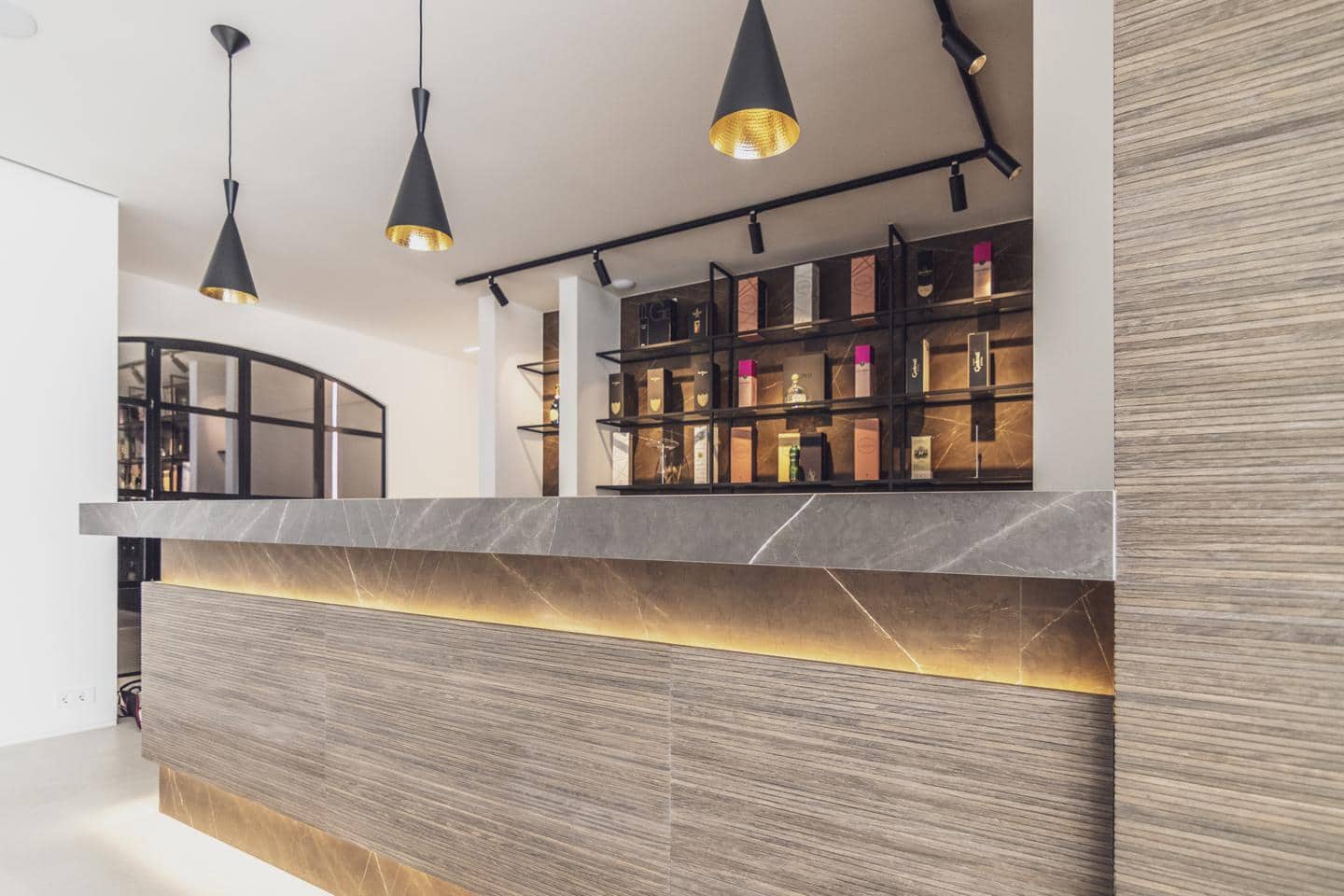 6 bedroom Villa for sale in Benahavis with pool garage - € 13,250,000 (Ref: 9125542)