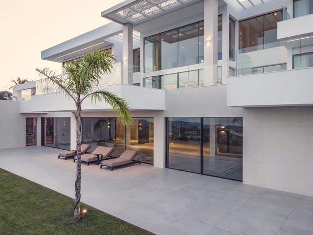 6 soveværelse Villa til salg i Montemayor - Marbella Club, Benahavís med swimmingpool garage - € 13.250.000 (Ref: 9125542)