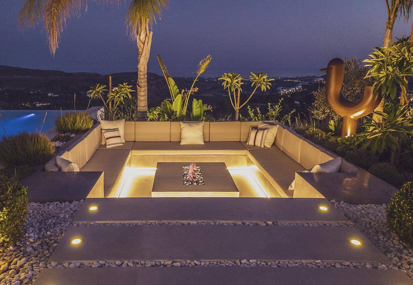 6 bedroom Villa for sale in Benahavis with pool garage - € 13,250,000 (Ref: 9125542)