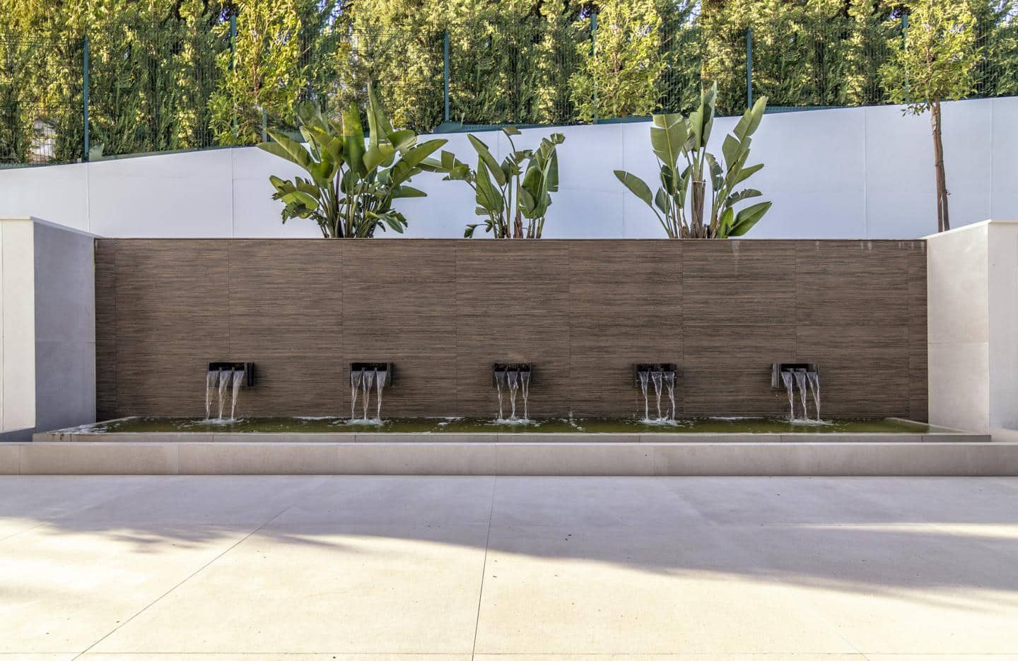 6 bedroom Villa for sale in Benahavis with pool garage - € 13,250,000 (Ref: 9125542)