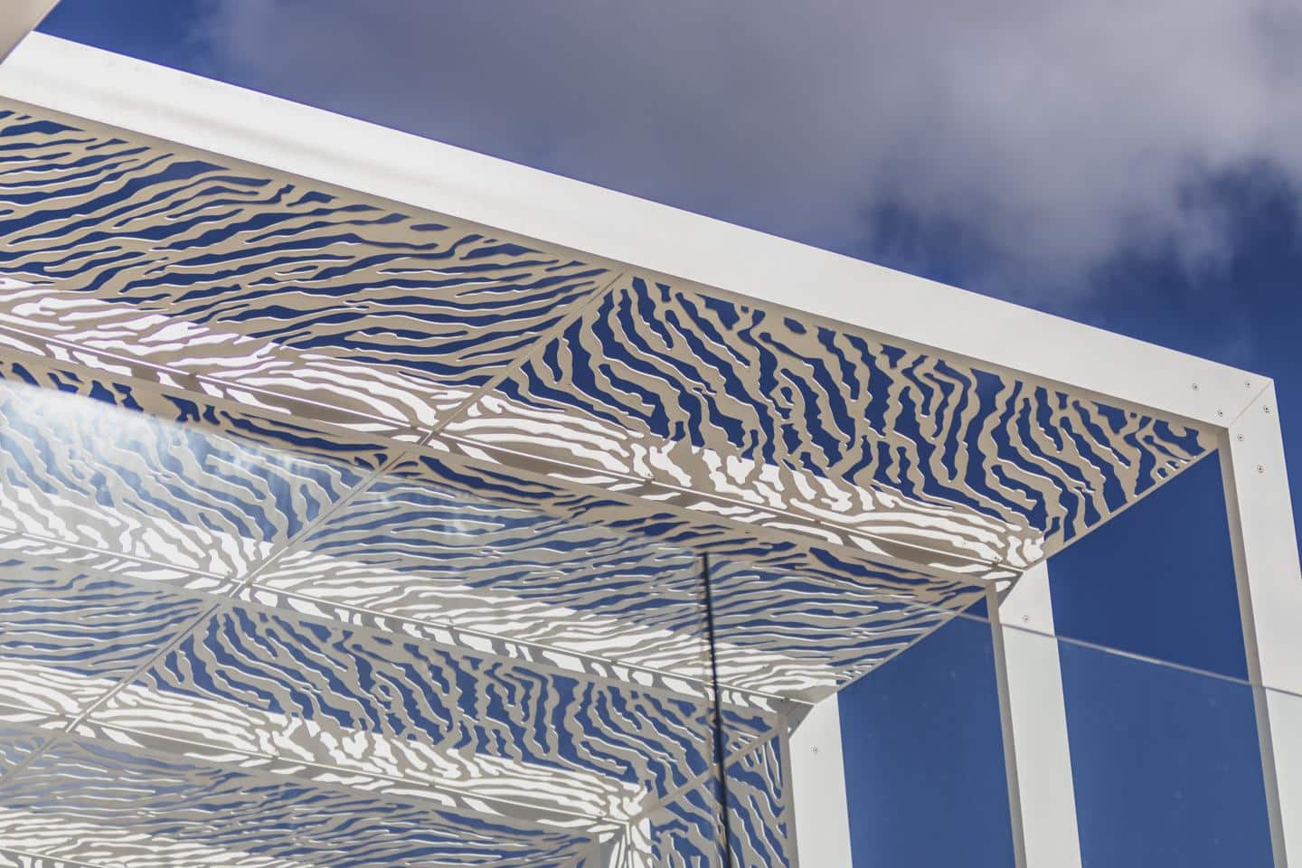 6 bedroom Villa for sale in Benahavis with pool garage - € 13,250,000 (Ref: 9125542)