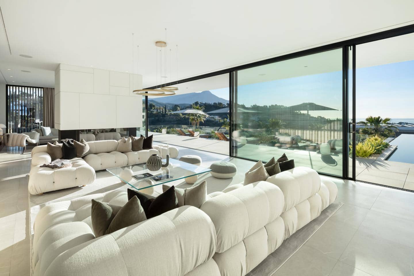 8 bedroom Villa for sale in Marbella with pool garage - € 11,500,000 (Ref: 9131310)