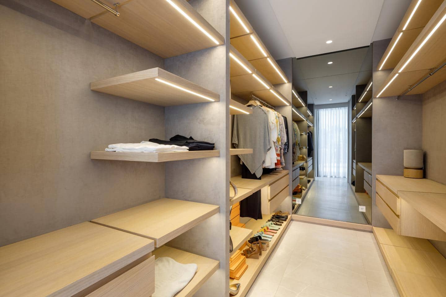 8 bedroom Villa for sale in Marbella with pool garage - € 11,500,000 (Ref: 9131310)