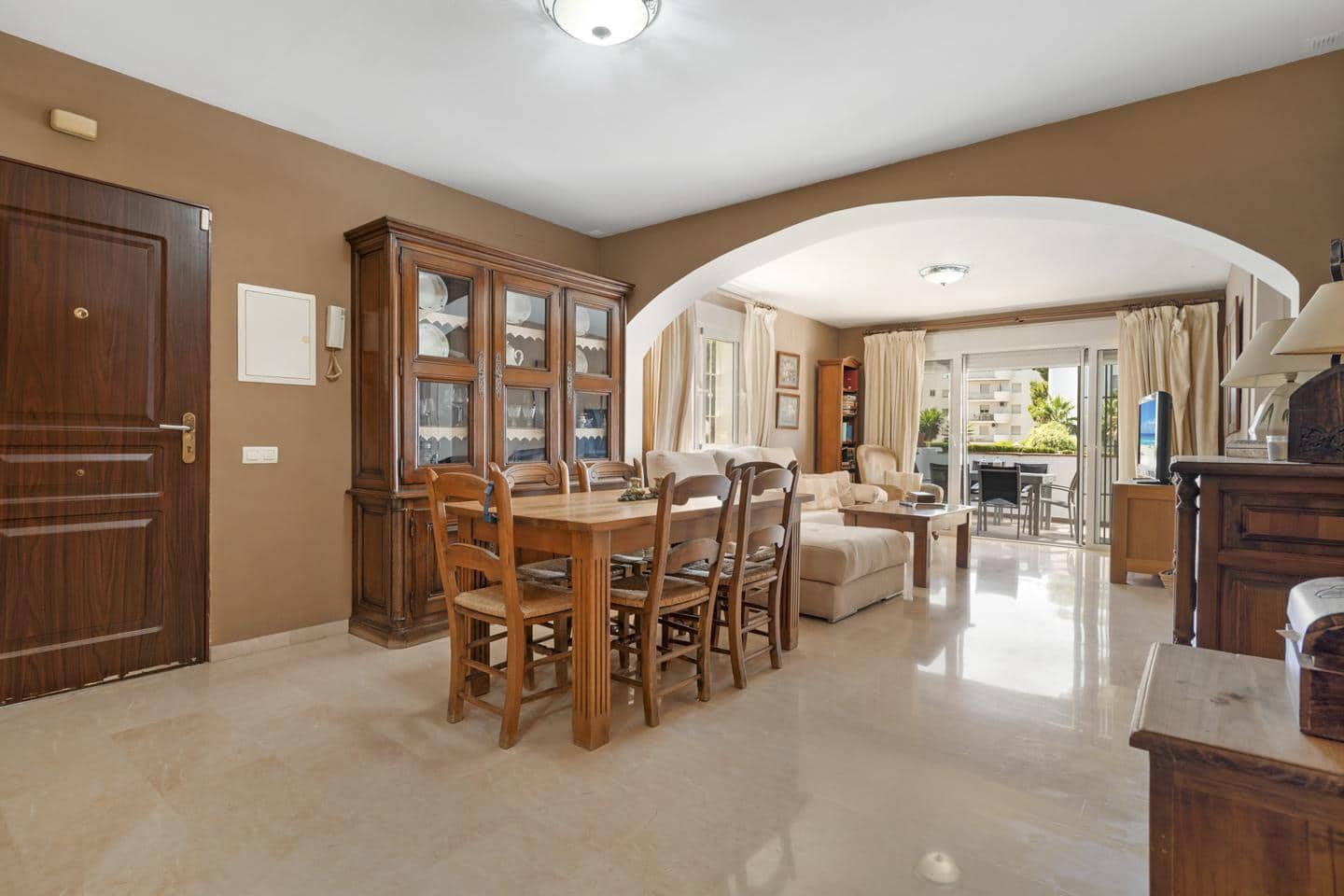 3 sovrum Lägenhet till salu i Marbella med pool garage - 680 000 € (Ref: 9133761)