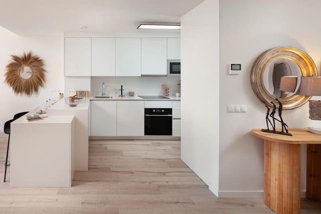 3 slaapkamer Villa te koop in Chullera, Manilva met zwembad garage - € 653.000 (Ref: 9138793)