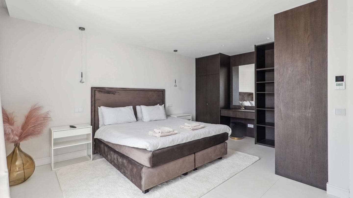 Chalet de 8 habitaciones en Marbella en venta con piscina garaje - 6.900.000 € (Ref: 9148703)