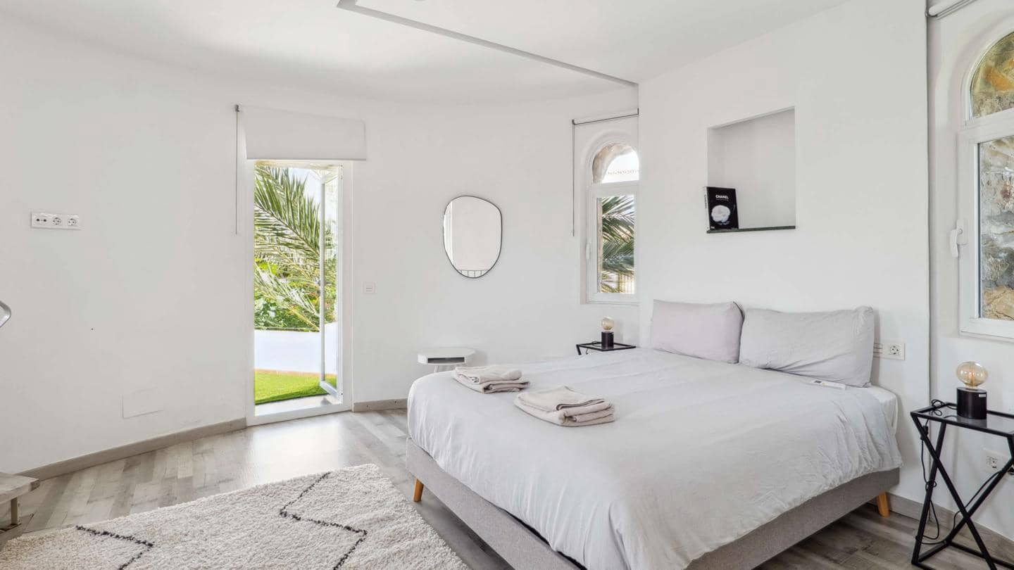 Chalet de 8 habitaciones en Marbella en venta con piscina garaje - 6.900.000 € (Ref: 9148703)