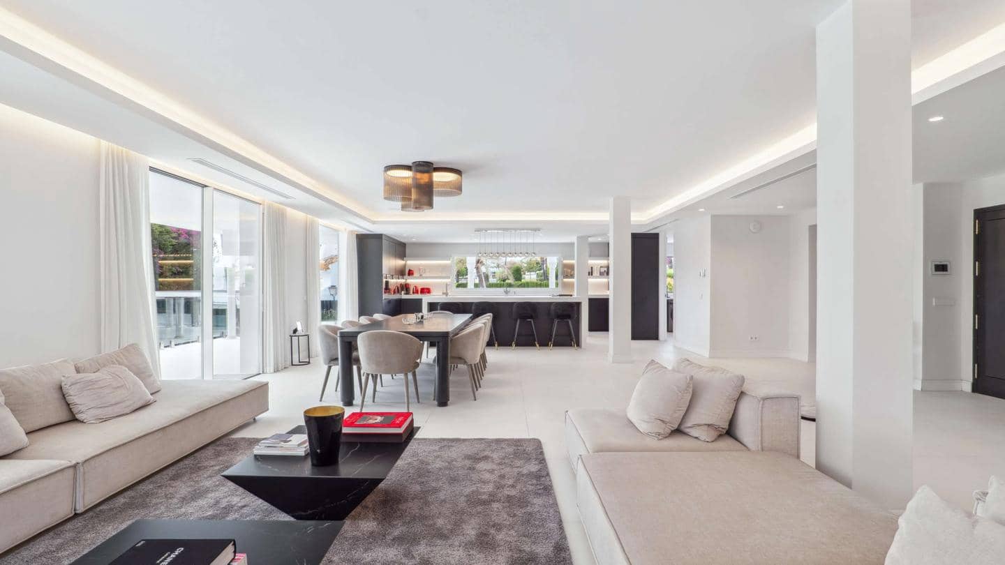 Chalet de 8 habitaciones en Marbella en venta con piscina garaje - 6.900.000 € (Ref: 9148703)