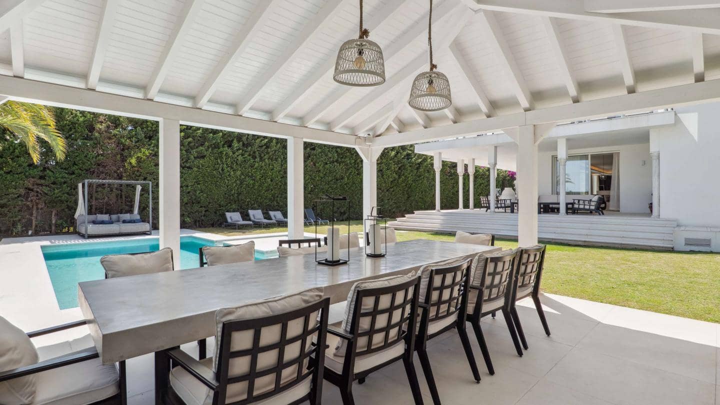 Chalet de 8 habitaciones en Marbella en venta con piscina garaje - 6.900.000 € (Ref: 9148703)