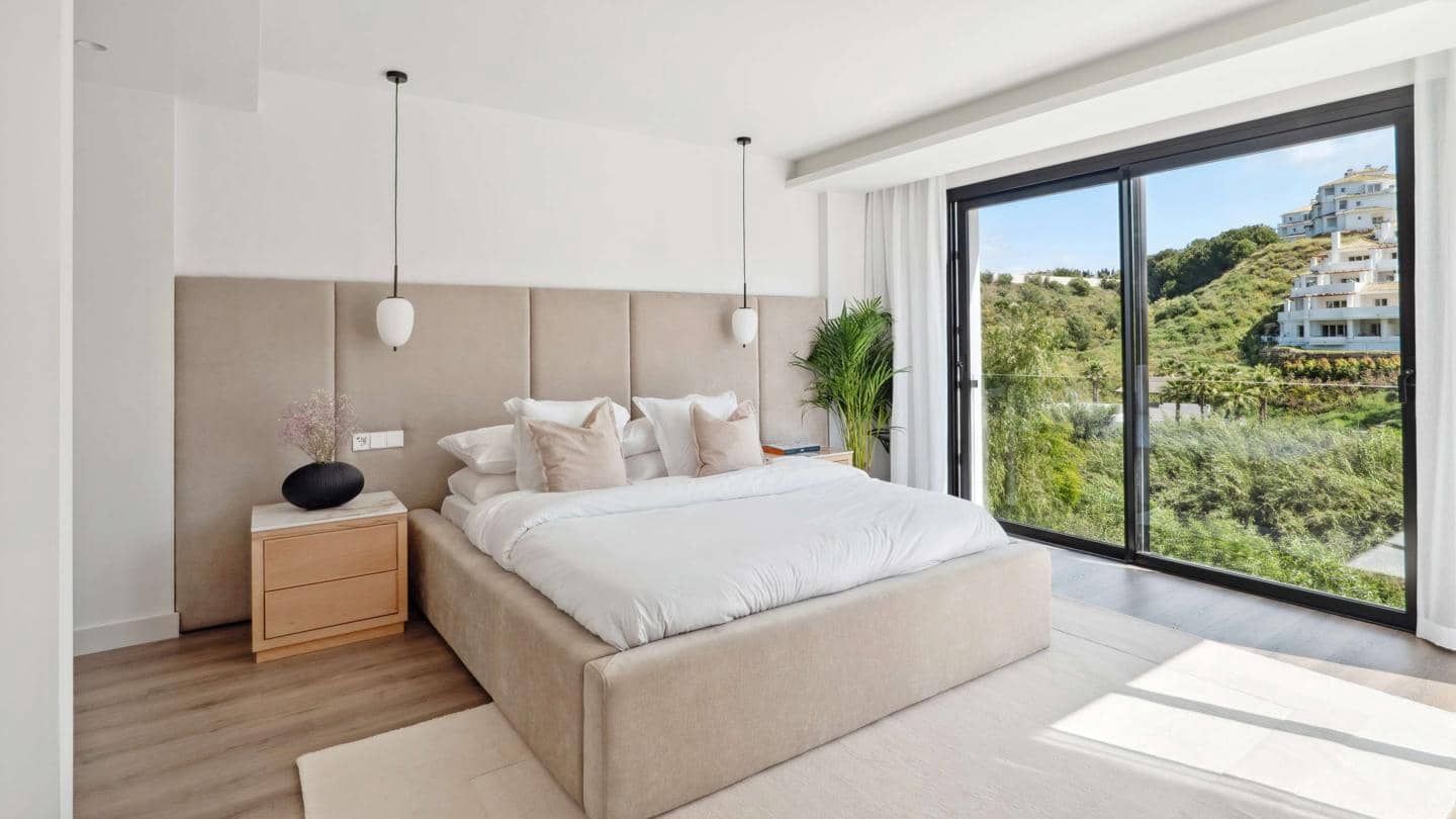 6 slaapkamer Villa te koop in Marbella met zwembad garage - € 2.495.000 (Ref: 9148704)