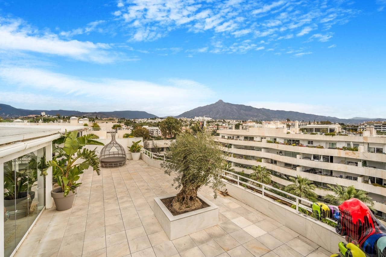 4 soveværelse Penthouse til salg i Marbella med swimmingpool garage - € 4.950.000 (Ref: 9154412)