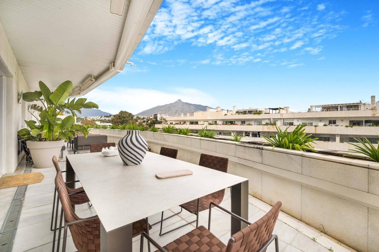 4 soveværelse Penthouse til salg i Marbella med swimmingpool garage - € 4.950.000 (Ref: 9154412)