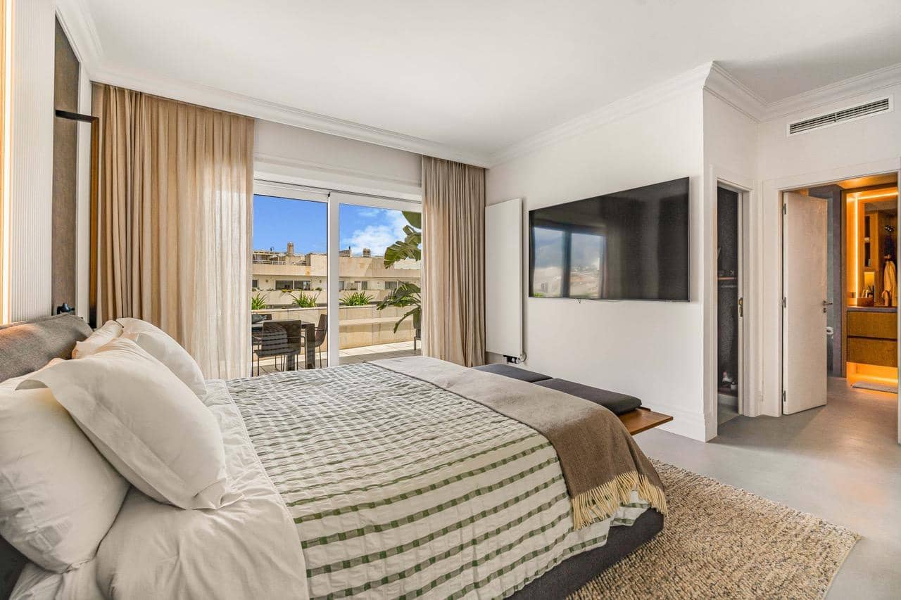 4 soveværelse Penthouse til salg i Marbella med swimmingpool garage - € 4.950.000 (Ref: 9154412)