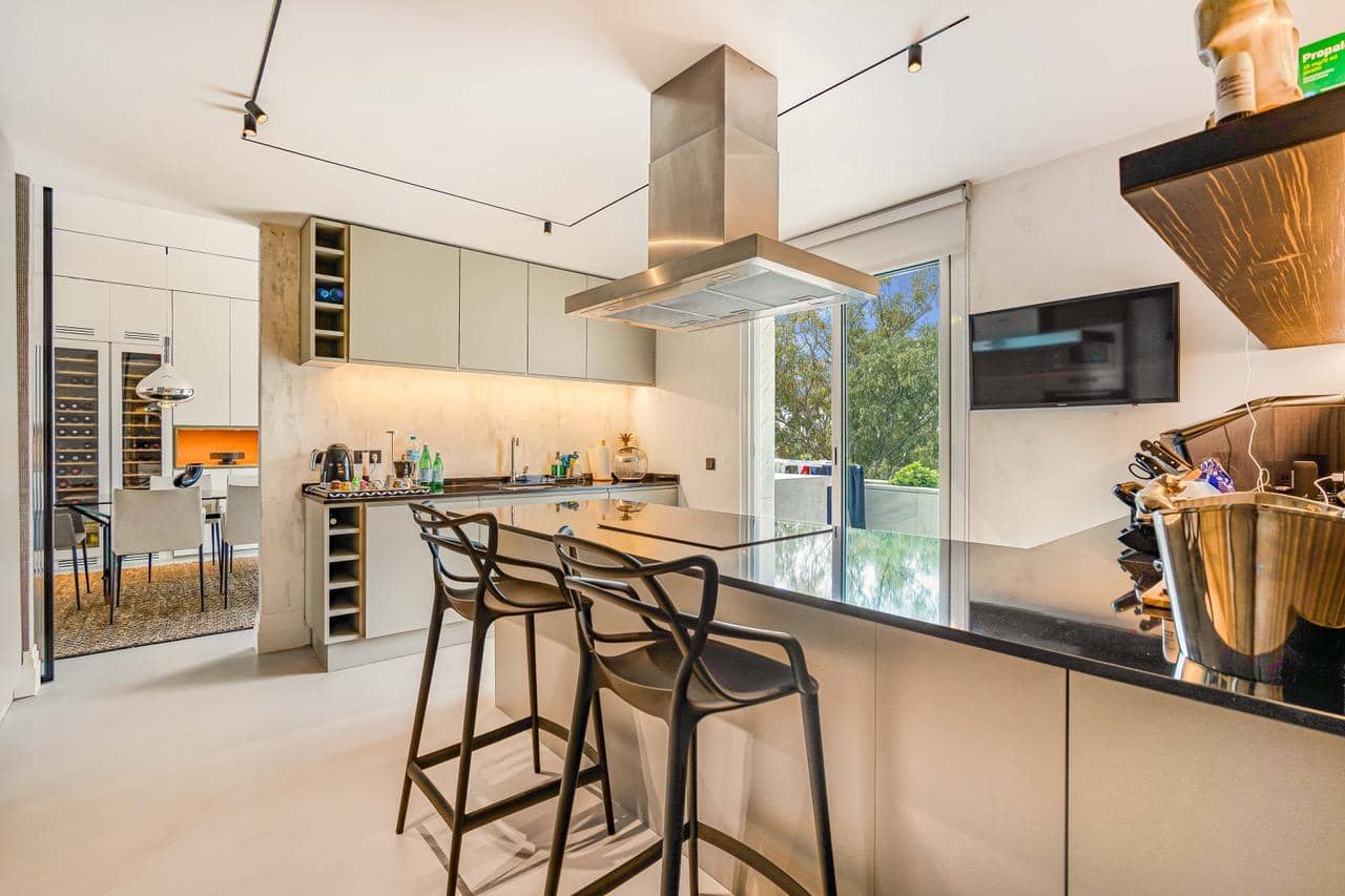 4 soveværelse Penthouse til salg i Marbella med swimmingpool garage - € 4.950.000 (Ref: 9154412)