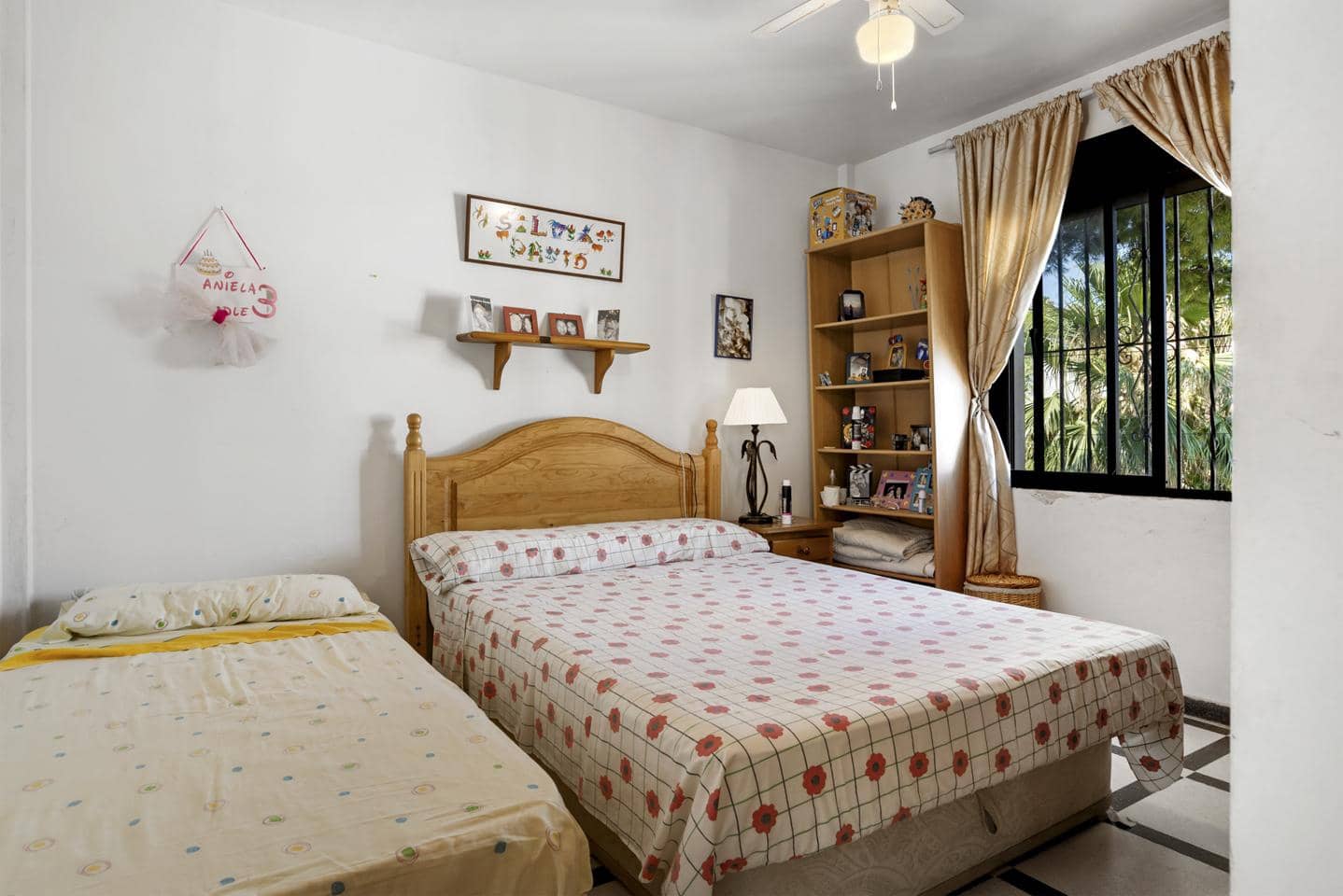 6 soverom Villa til salgs i Estepona med svømmebasseng garasje - € 995 000 (Ref: 9161977)