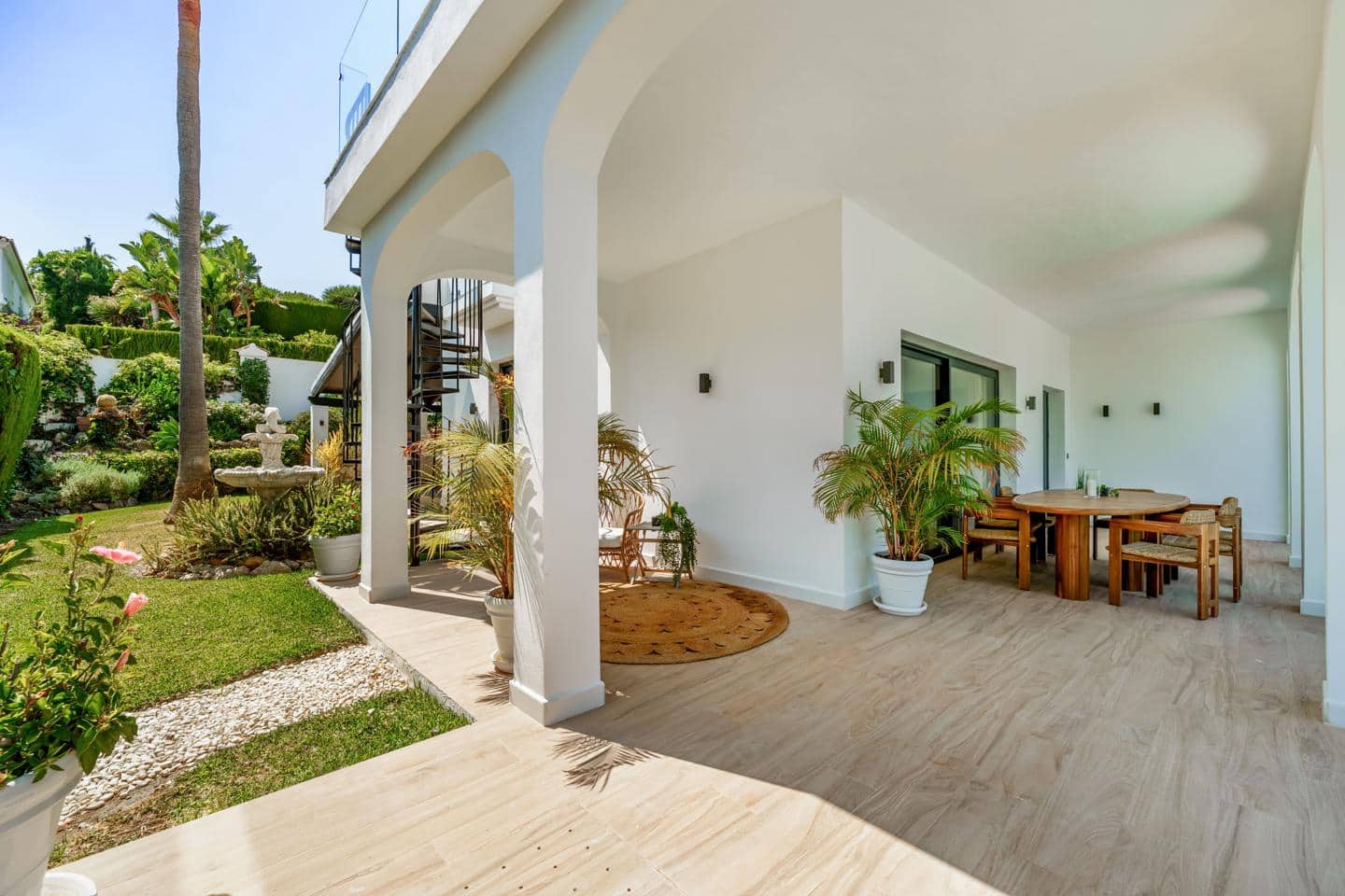 4 sovrum Villa till salu i Marbella med pool garage - 2 700 000 € (Ref: 9175223)