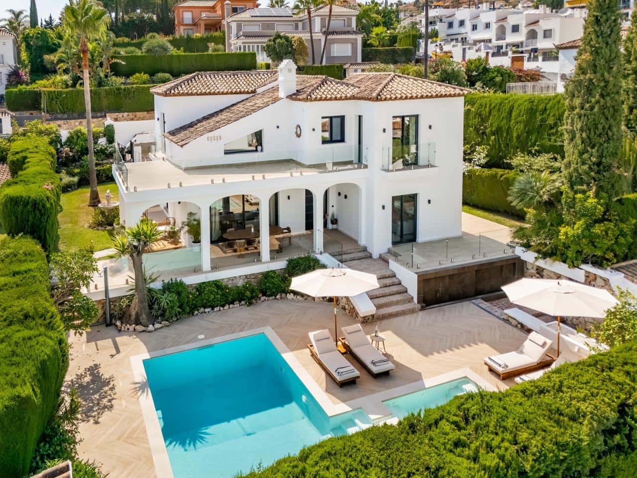 4 sovrum Villa till salu i Marbella med pool garage - 2 700 000 € (Ref: 9175223)