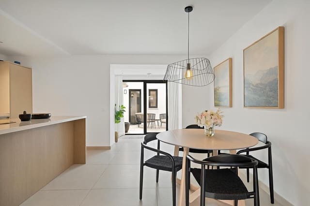 2 sovrum Lägenhet till salu i Nueva Andalucía Centro, Marbella med garage - 565 000 € (Ref: 9186134)