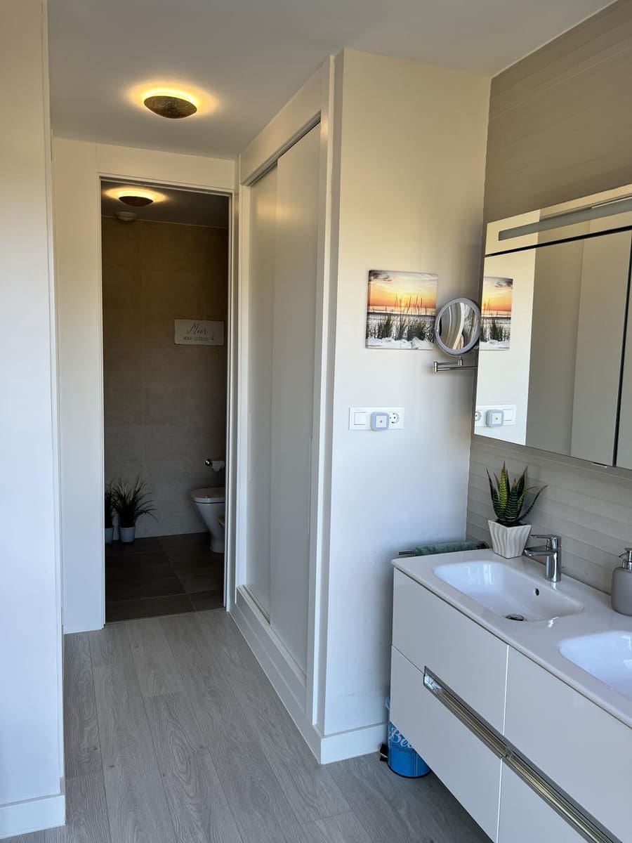 4 soveværelse Villa til salg i La Alcaidesa med swimmingpool garage - € 869.000 (Ref: 9187653)