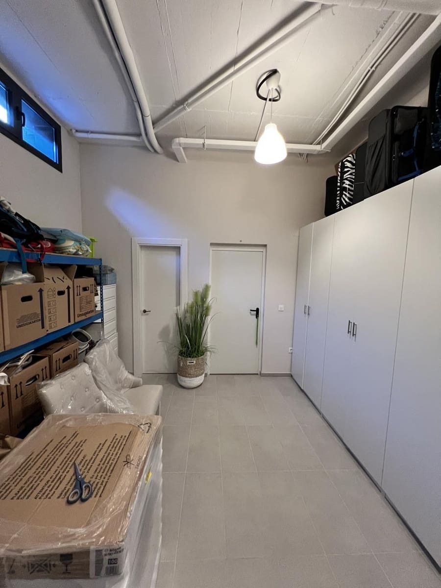 4 soveværelse Villa til salg i La Alcaidesa med swimmingpool garage - € 869.000 (Ref: 9187653)