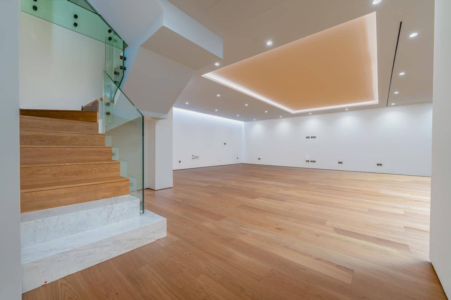 4 sypialnia Mieszkanie na sprzedaż w Marbella z basenem garażem - 4 500 000 € (Ref: 9189482)