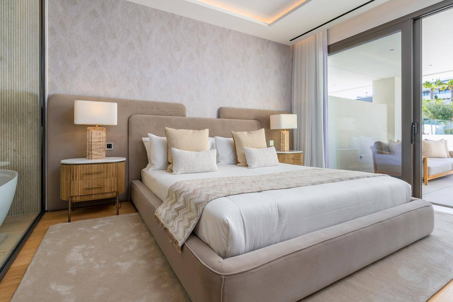 4 sypialnia Mieszkanie na sprzedaż w Marbella z basenem garażem - 4 500 000 € (Ref: 9189482)