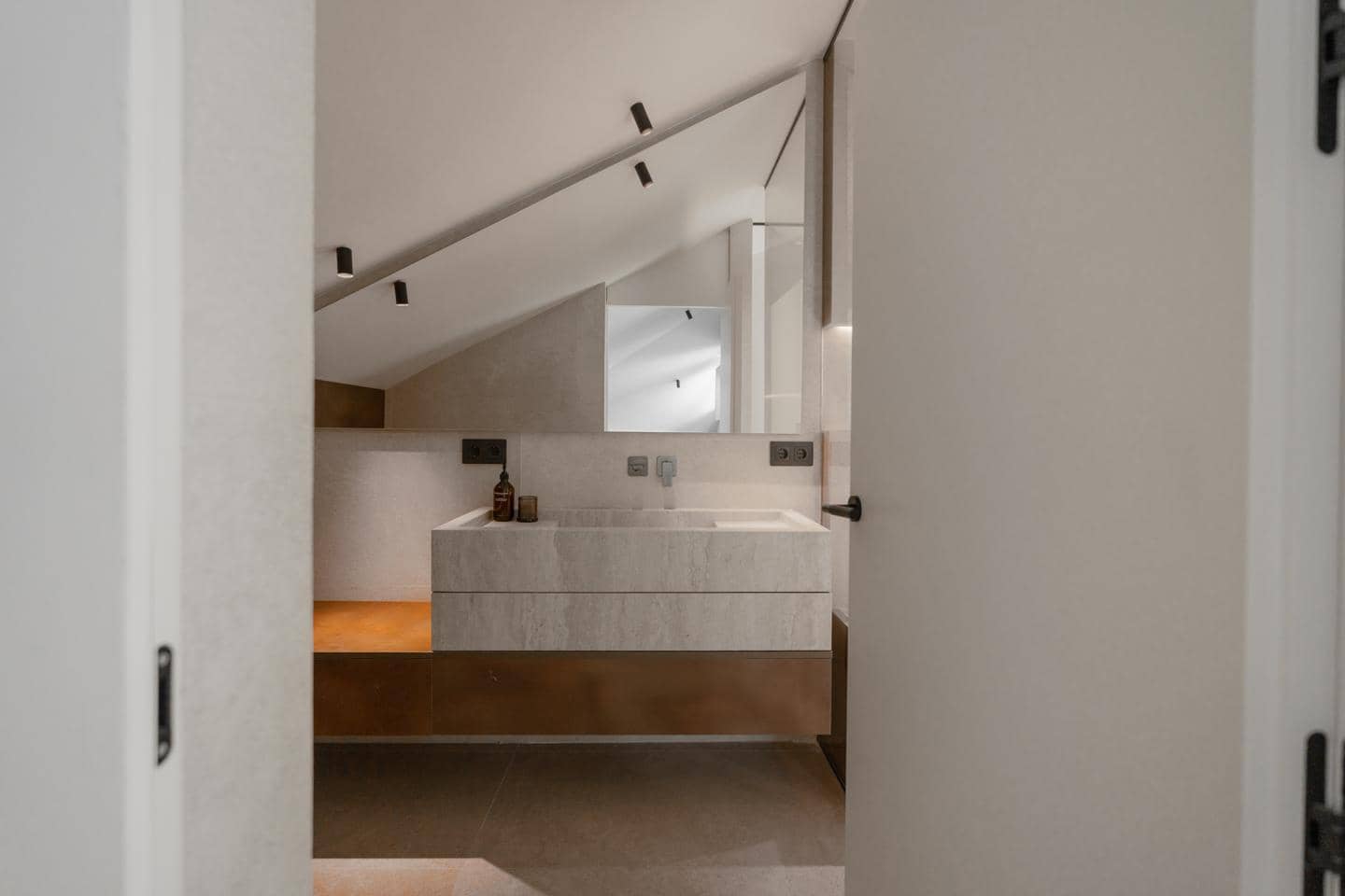 3 soverom Penthouse til salgs i Marbella med svømmebasseng garasje - € 1 650 000 (Ref: 9189483)