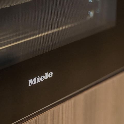 4 Zimmer Apartment zu verkaufen in Los Llanos, Estepona mit Pool Garage - 3.695.000 € (Ref: 9192006)