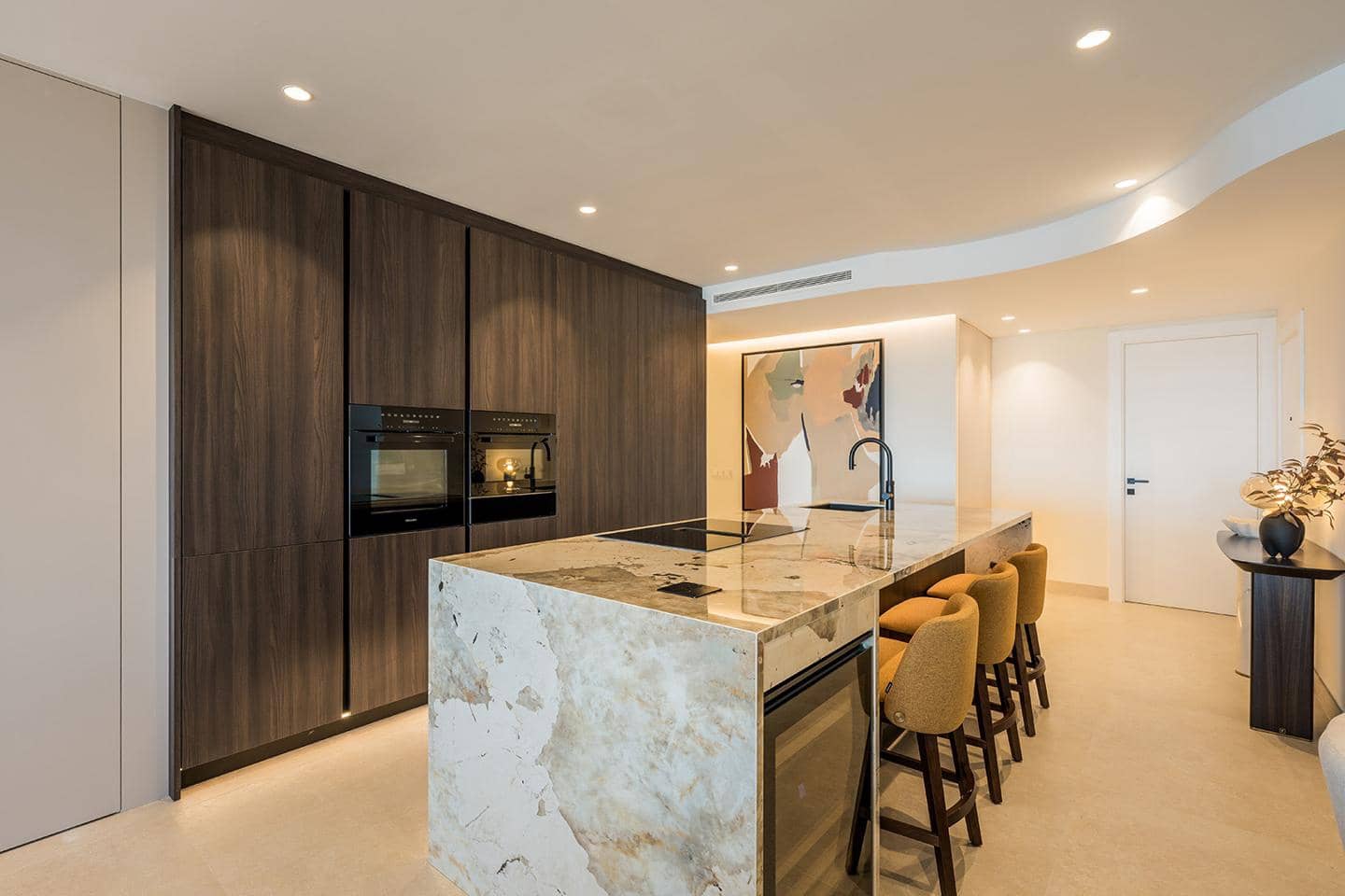 4 Zimmer Apartment zu verkaufen in Estepona mit Pool Garage - 3.695.000 € (Ref: 9192006)