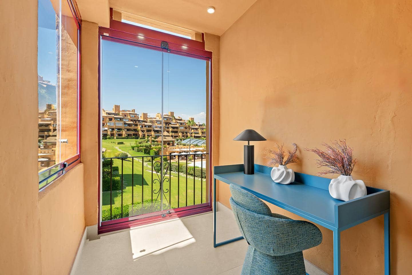 4 Zimmer Apartment zu verkaufen in Estepona mit Pool Garage - 3.695.000 € (Ref: 9192006)