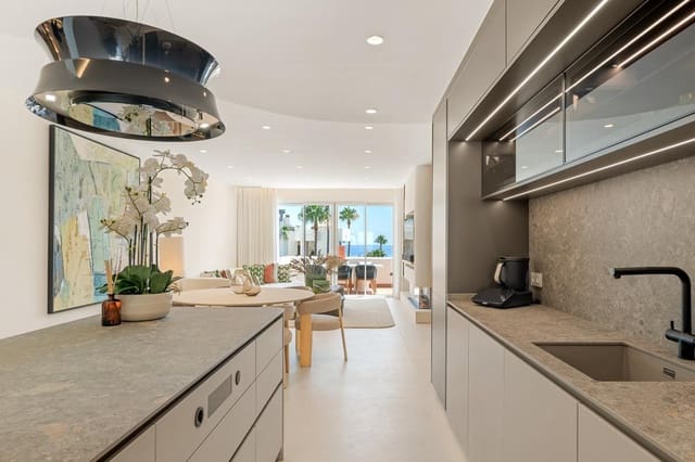 Ático de 3 habitaciones en El Velerín, Estepona en venta con piscina garaje - 2.695.000 € (Ref: 9195106)