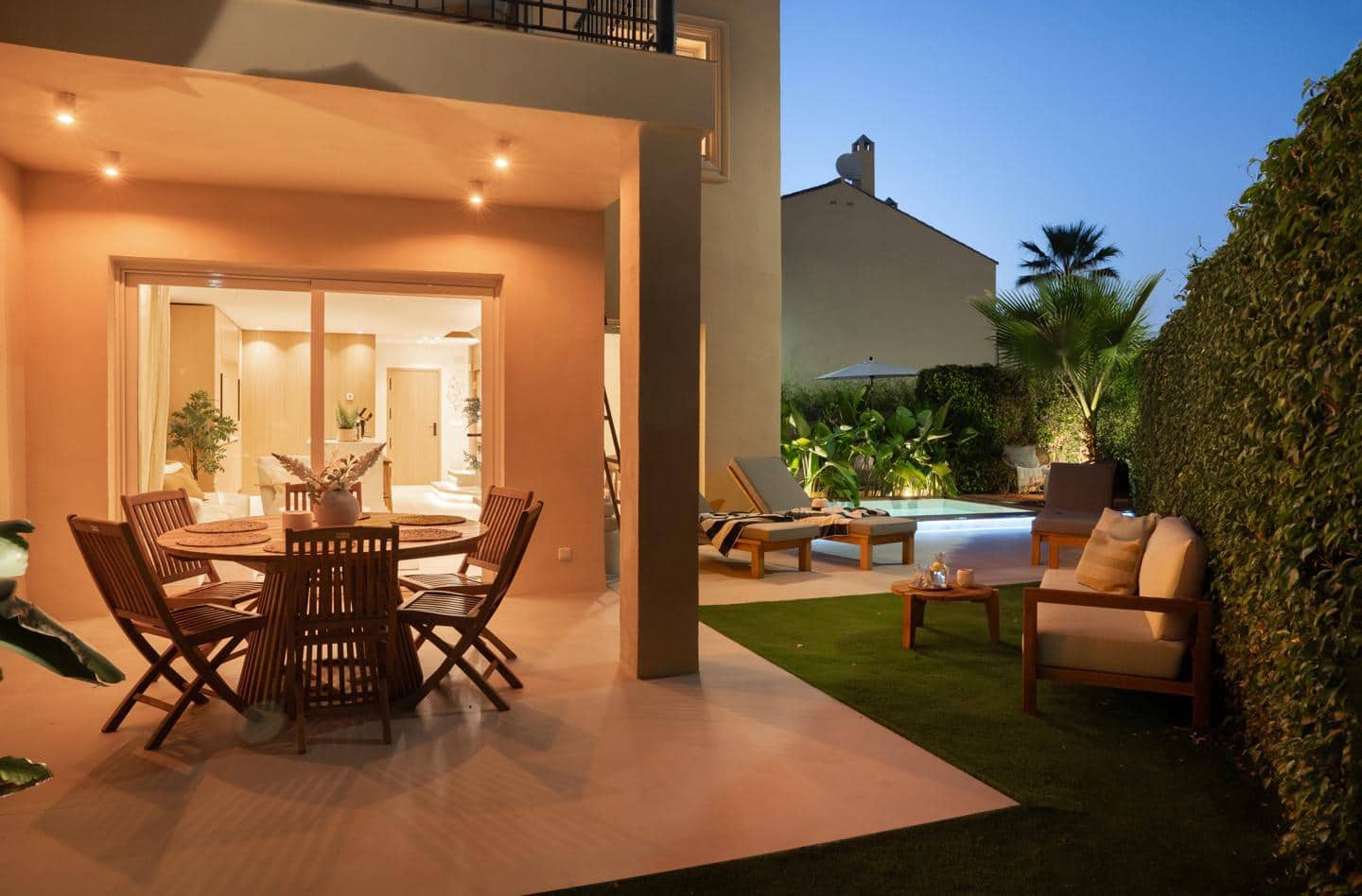 4 slaapkamer Villa te koop in Marbella met zwembad garage - € 1.450.000 (Ref: 9199936)