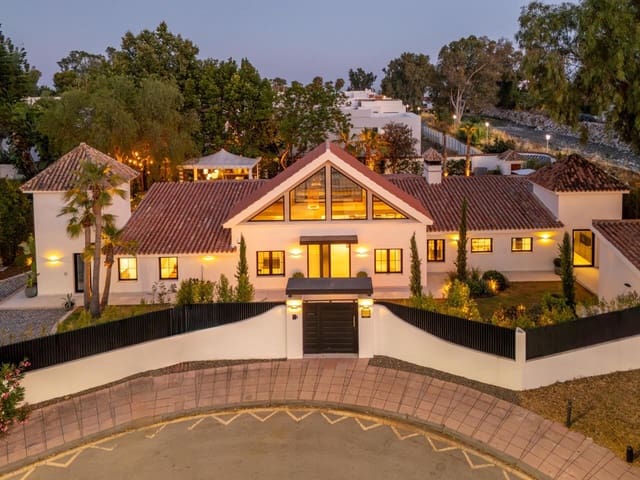 5 Zimmer Villa zu verkaufen in Puerto Banus, Marbella mit Pool Garage - 6.500.000 € (Ref: 9209529)