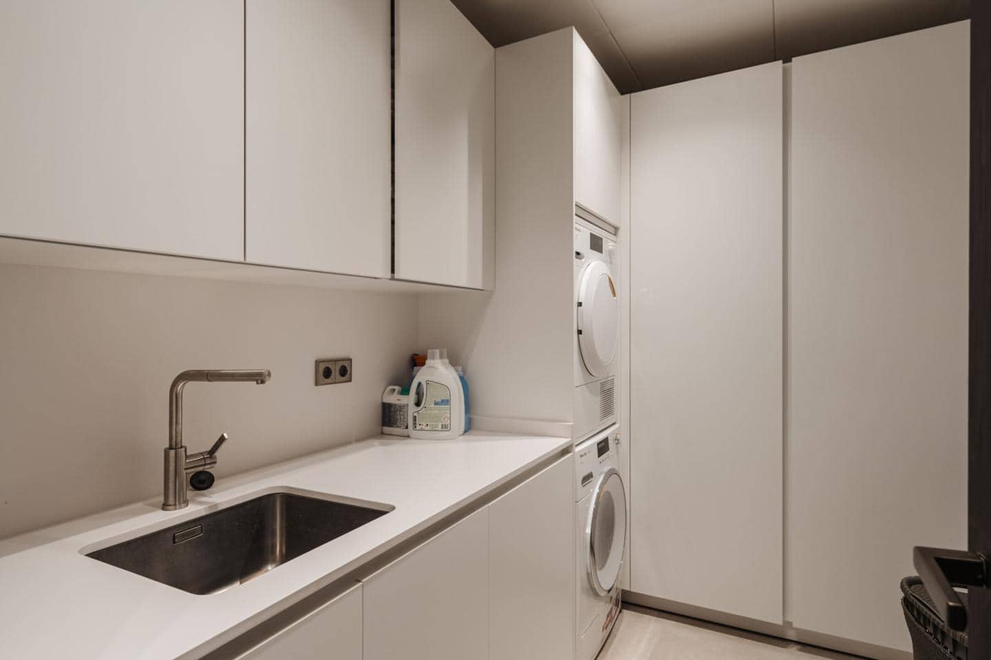 4 soverom Villa til salgs i Benahavis med svømmebasseng garasje - € 5 950 000 (Ref: 9211642)