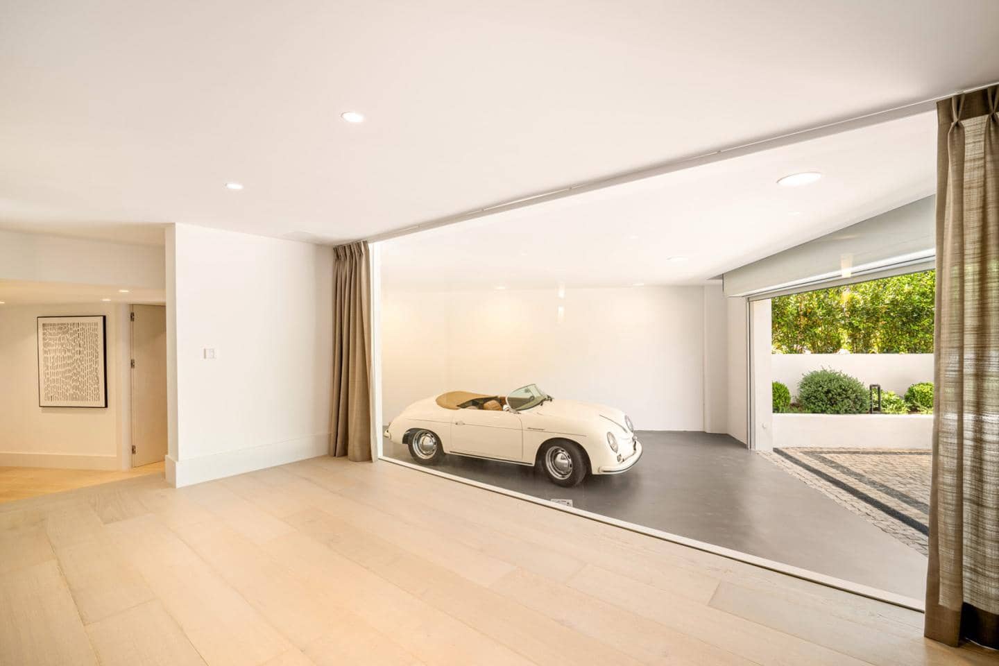 6 soverom Villa til salgs i Marbella med svømmebasseng garasje - € 8 950 000 (Ref: 9211643)