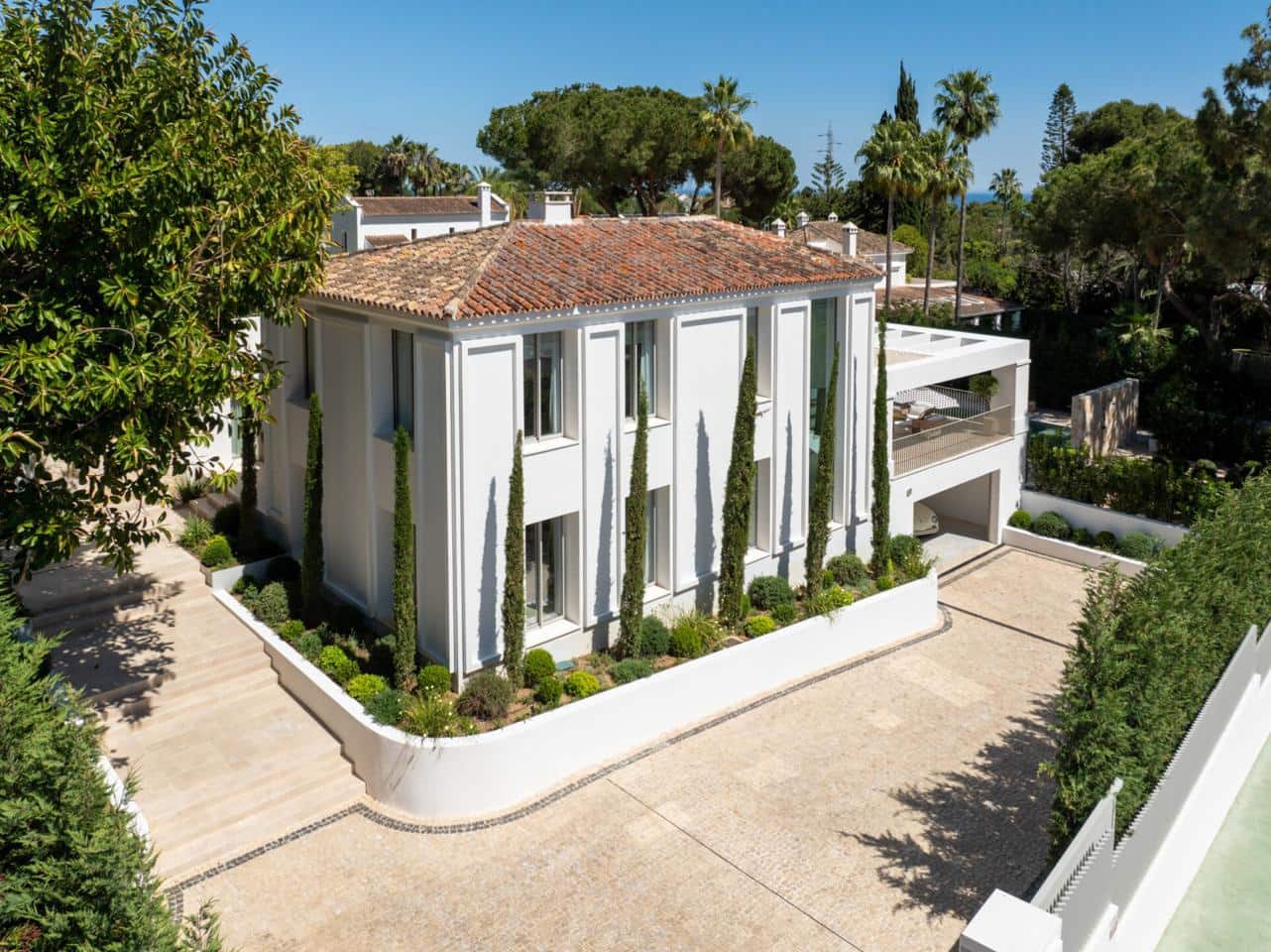 6 soverom Villa til salgs i Marbella med svømmebasseng garasje - € 8 950 000 (Ref: 9211643)