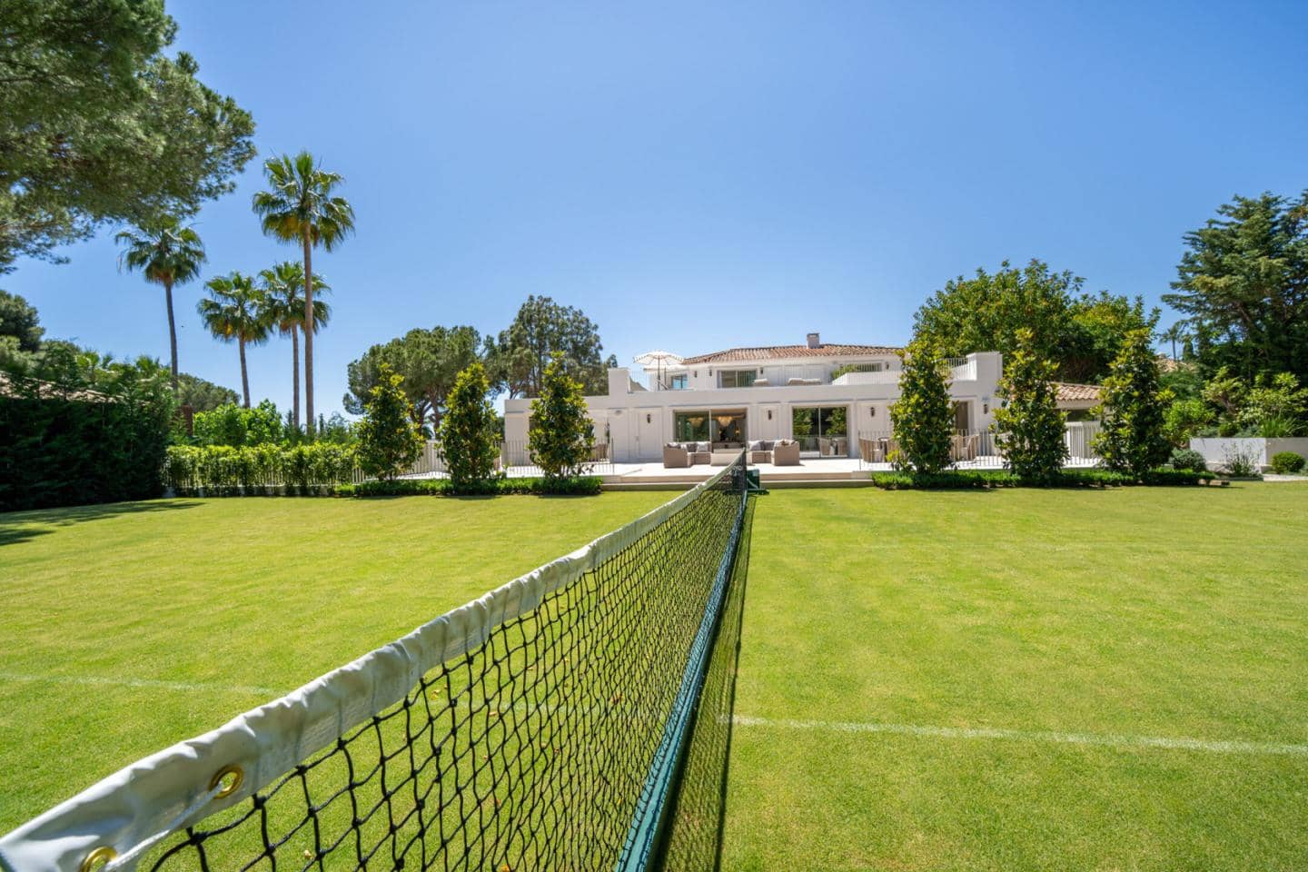 6 soverom Villa til salgs i Marbella med svømmebasseng garasje - € 8 950 000 (Ref: 9211643)
