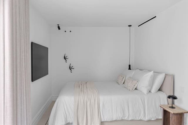 4 slaapkamer Villa te koop in Las Brisas, Marbella met zwembad garage - € 7.495.000 (Ref: 9220272)