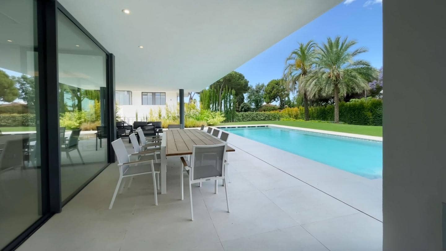 5 soveværelse Villa til salg i Marbella med swimmingpool garage - € 4.650.000 (Ref: 9220273)
