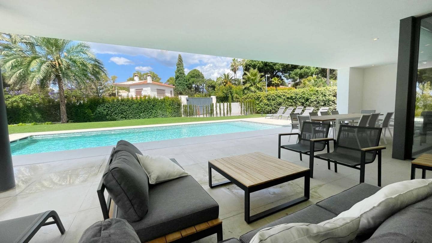 5 soveværelse Villa til salg i Marbella med swimmingpool garage - € 4.650.000 (Ref: 9220273)