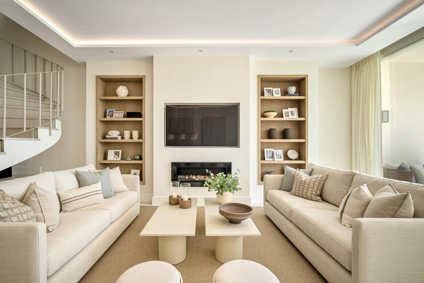 4 bedroom Apartment for sale in Benahavis with pool garage - € 1,875,000 (Ref: 9226027)