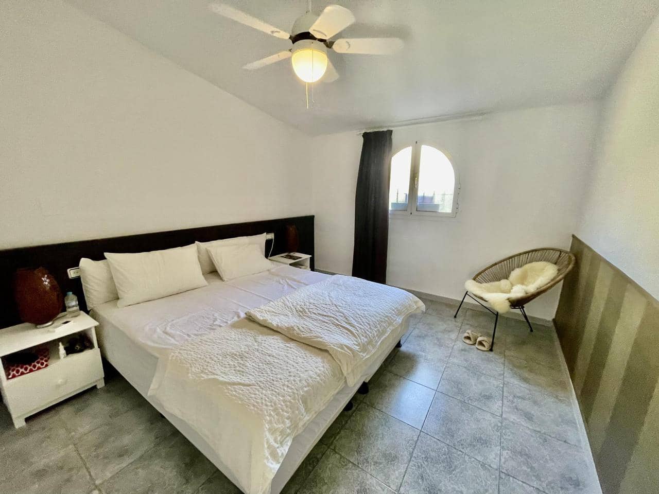 2 soveværelse Lejlighed til salg i Estepona med swimmingpool - € 249.000 (Ref: 9231560)