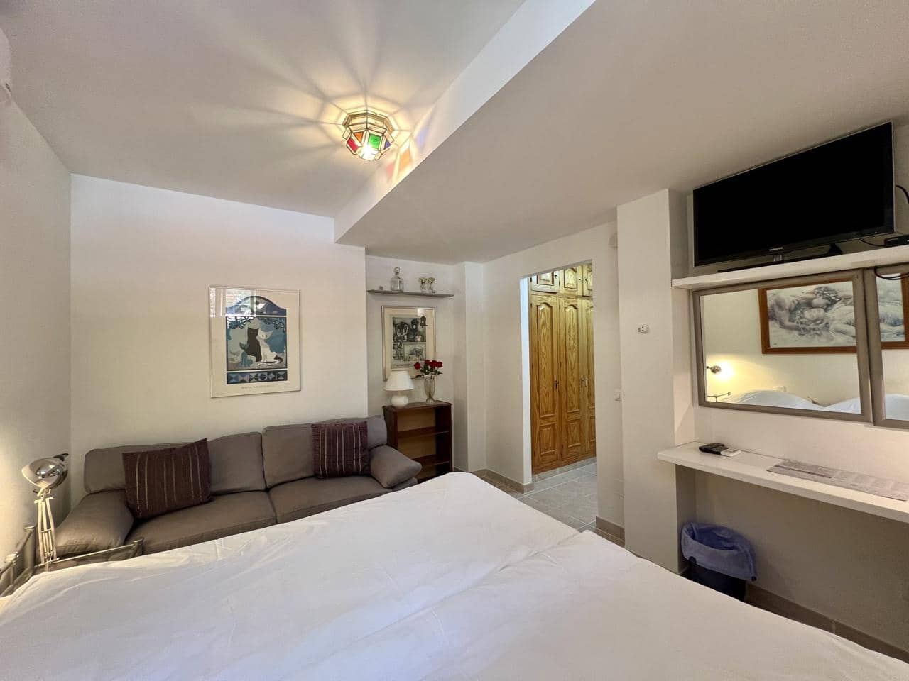 8 soveværelse Finca/Landehus til salg i Estepona med swimmingpool garage - € 1.190.000 (Ref: 9232018)