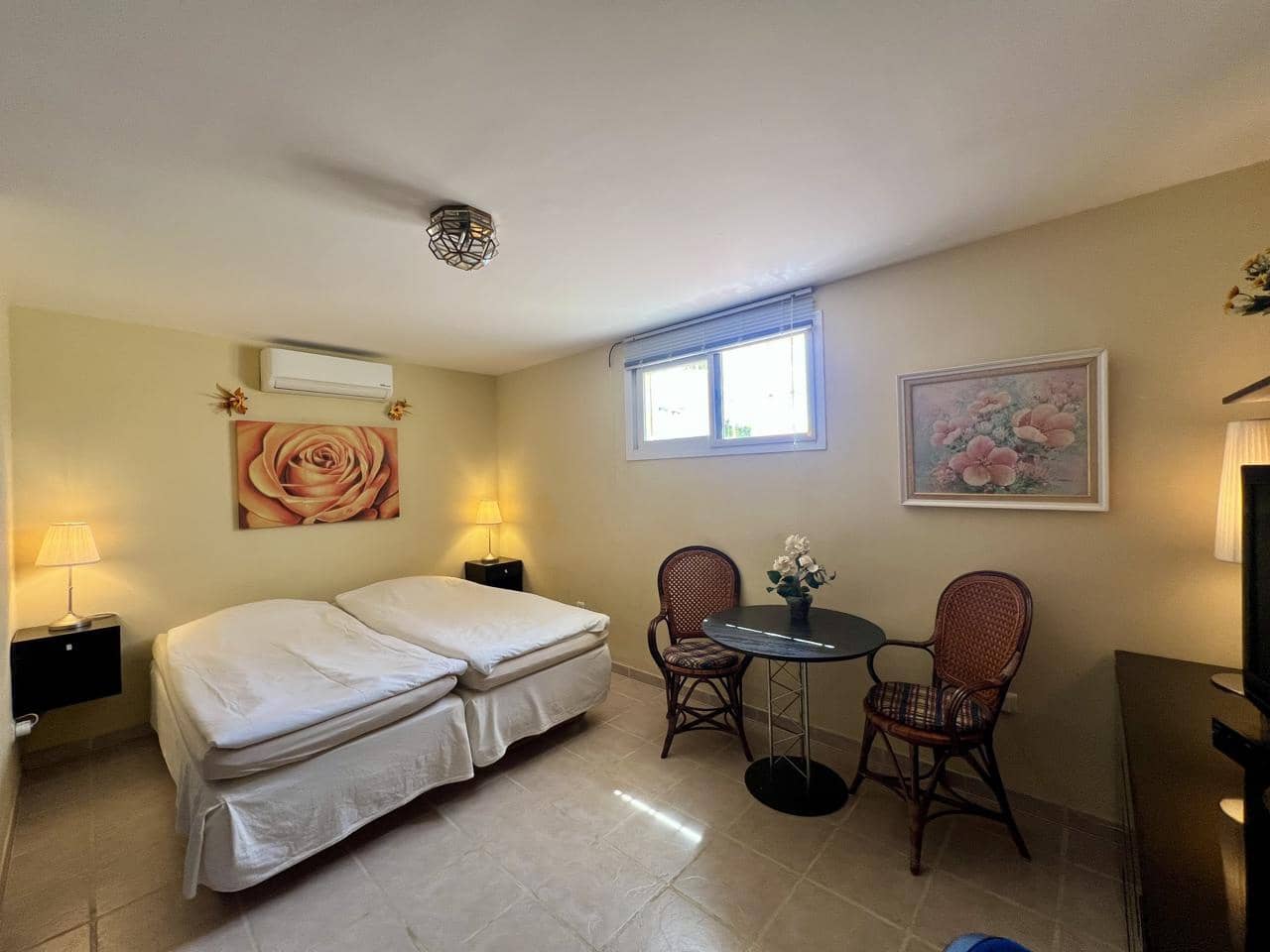 8 soveværelse Finca/Landehus til salg i Estepona med swimmingpool garage - € 1.190.000 (Ref: 9232018)