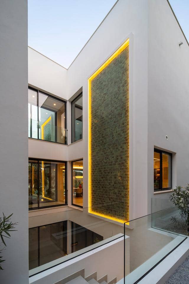 6 Zimmer Villa zu verkaufen in Benahavis mit Pool Garage - 7.200.000 € (Ref: 9253921)