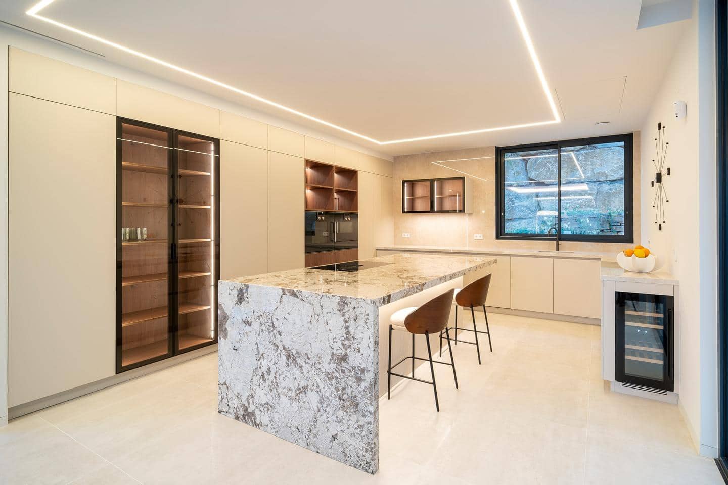 6 Zimmer Villa zu verkaufen in Benahavis mit Pool Garage - 7.200.000 € (Ref: 9253921)